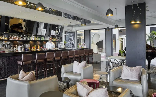 Queen Victoria Hotel & Manor House by NEWMARK