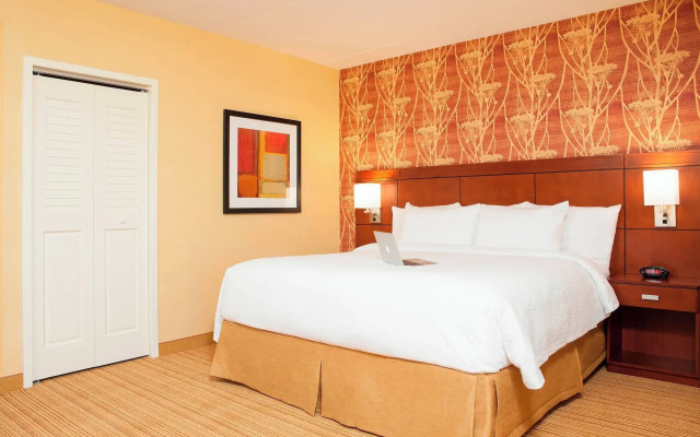 Courtyard Peoria Downtown