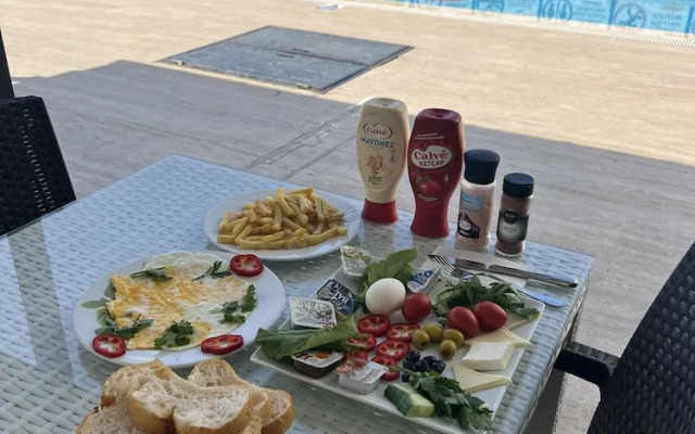 Moray Duka Beach Hotel