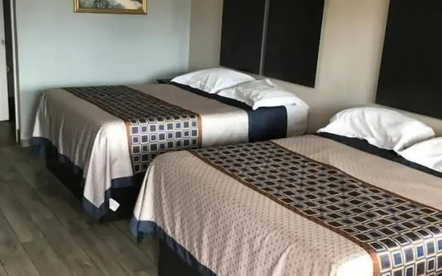 SouthTown SA Inn