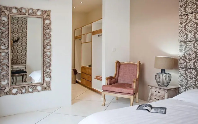 Le Chloe Villas