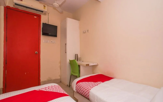 Bheemudu Hotel by OYO Rooms