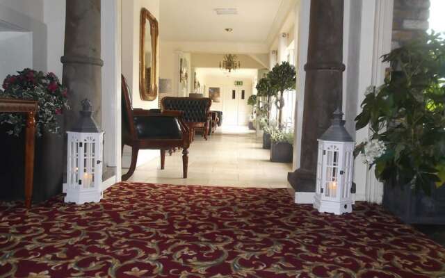 Greville Arms Hotel