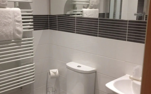 City Wall House by House of Fisher