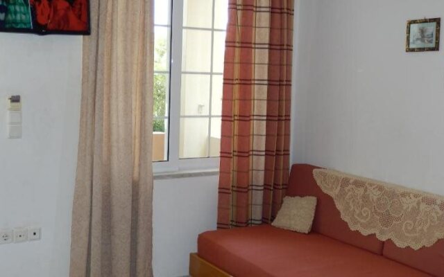 Babis Apartments