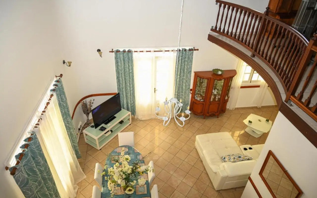 Villa D ENNRY