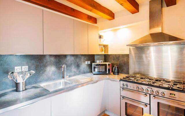 Atmospheric 14-person Chalet in Plagne 1800