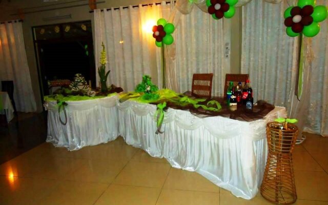 Coralie La Diffe'rence Guest House