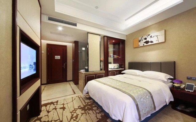 Yiwu Zhonglian Kaixin Hotel