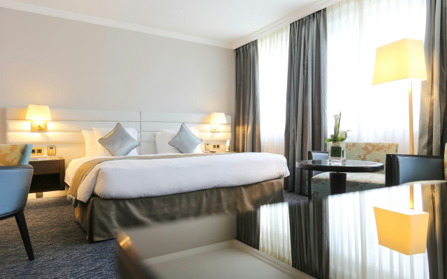 Le Royal Hotels & Resorts