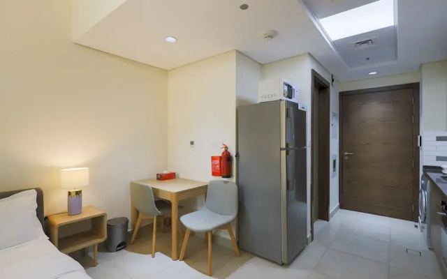 Friendly Studio Apartment With Beautiful Living
