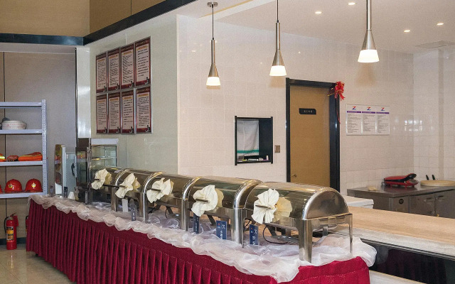 YanTai WenHao Hotel