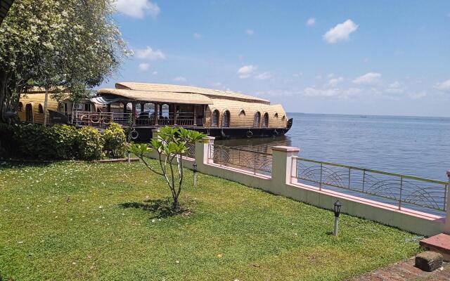 Aqua Jumbo Houseboat