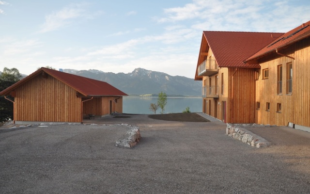 Seehotel und Appartements Schnöller