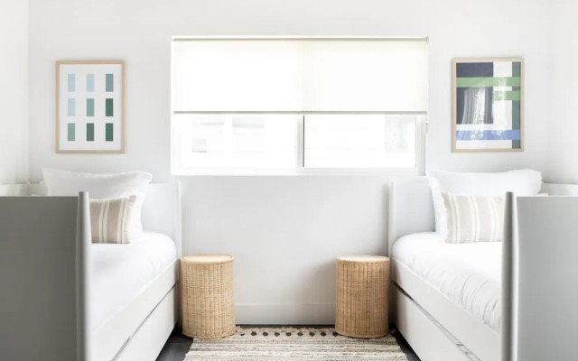 O'Neill Buyout by AvantStay | Sleeps 18! Modern Beach Getaway | Newly Renovated!