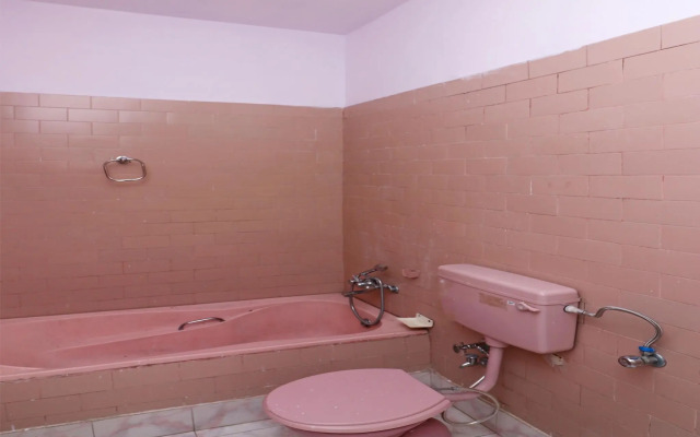 OYO 12853 The Kings Kalandi Resort