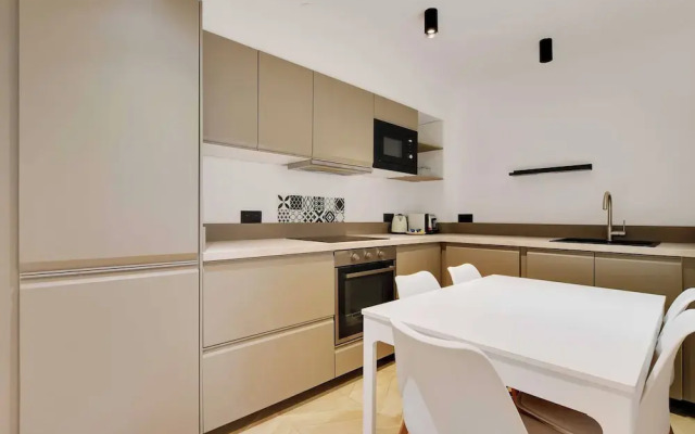 Eclectic Apartment - 2br/6p - Pl. Republique