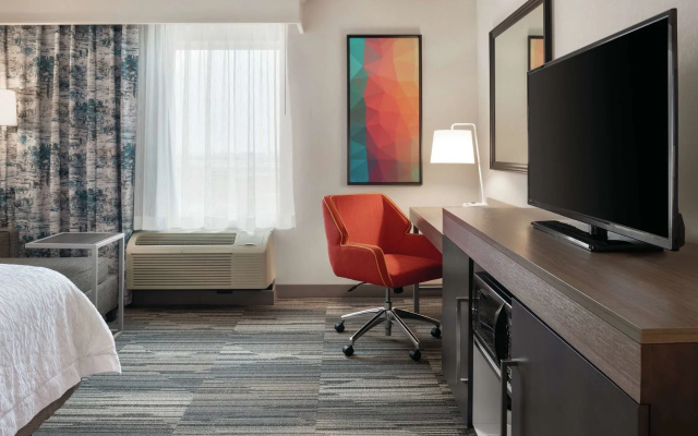 Hampton Inn Champaign Southwest