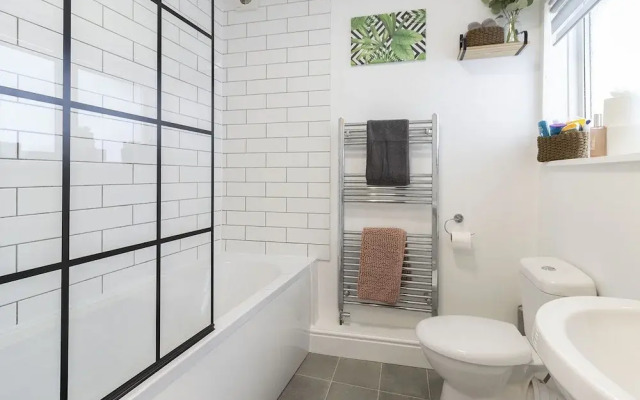 City Gate Garden Lodge