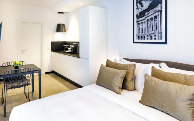OLD TOWN SNAIL Design Apartments
