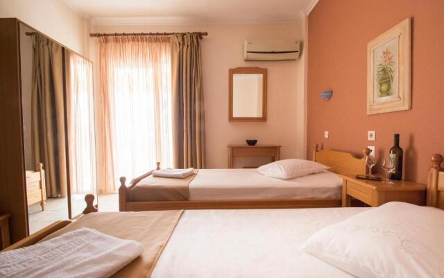 Atira Apart Hotel