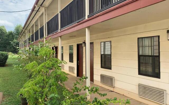 Suite Stay Talladega