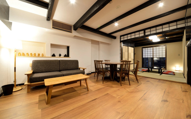 Machiya Kamo River 7