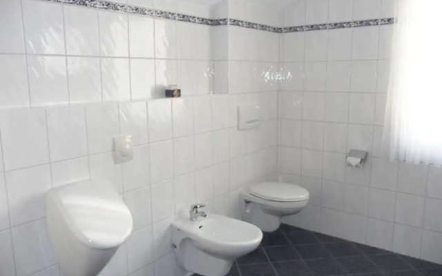 Deichwiege Modern Retreat