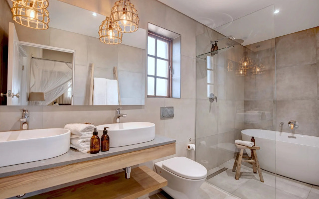 Garden Route Game Lodge