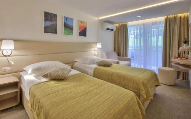 Calimera Ralitsa Superior Hotel & Aquapark