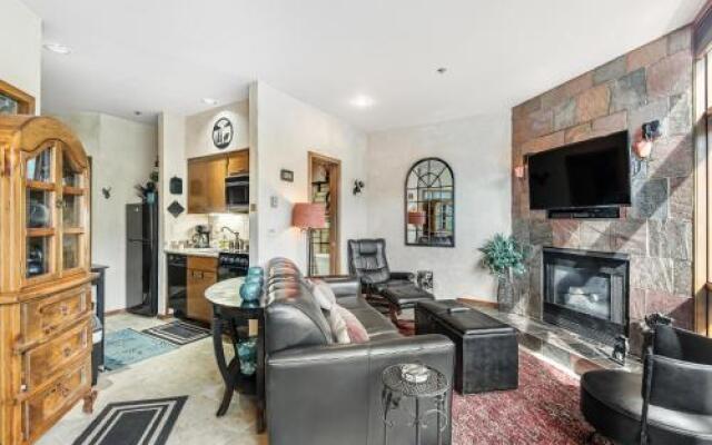 2914 River Bank Lodge - Keystone