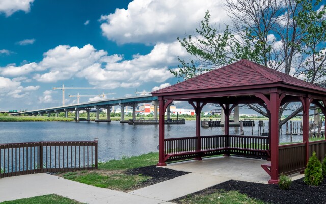 Red Roof Inn PLUS+ Secaucus - Meadowlands - NYC