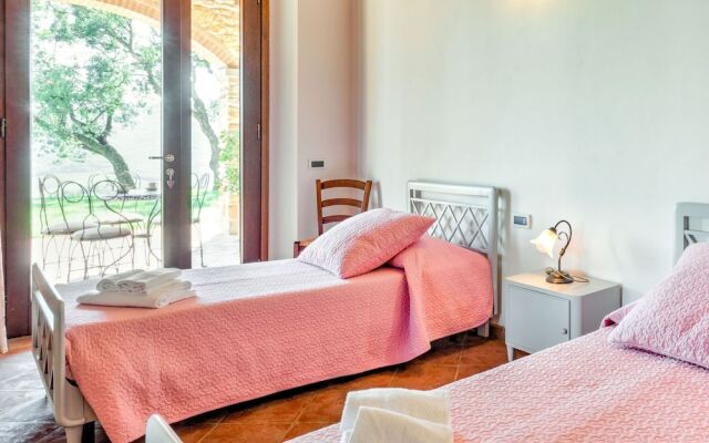 Farmhouse in Suvereto Near Etruscan Coast