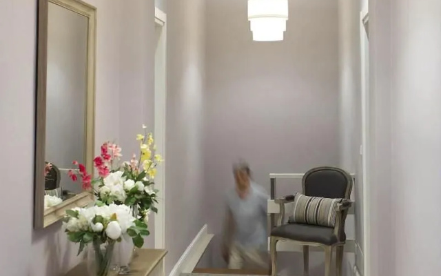 DD Luxury House