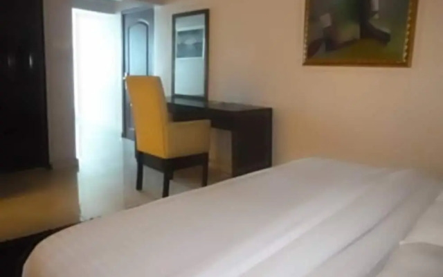 Meritz Hotels & Suites