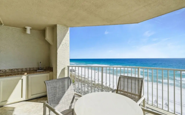 Inlet Reef 603 2 Bedroom Condo by RedAwning
