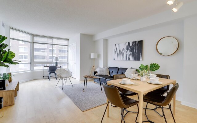 Amazing 1 Bedroom Condo Ballston