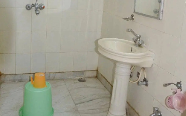 Abu Safari Hotel