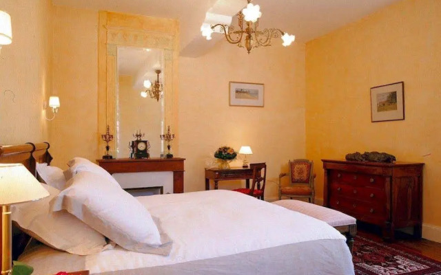 Chateau Les Farcies Du Pech