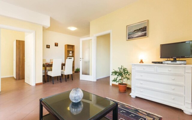 Awesome Home in Ika With Wifi and 2 Bedrooms