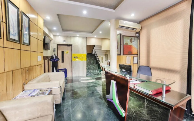 Fabhotel Conclave Comfort East Of Kailash