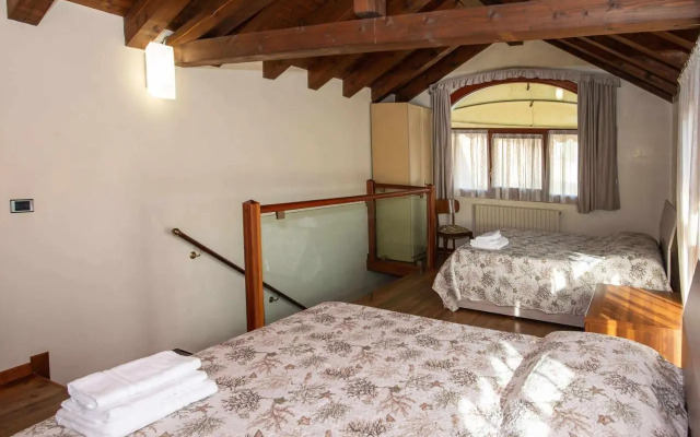 CA' RAFFAELLO lovely house near Venice