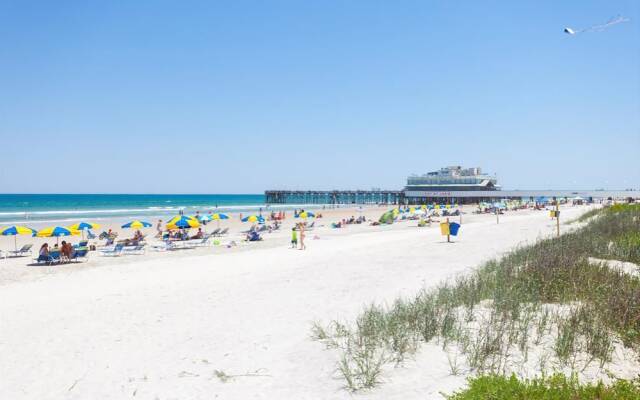 Shores Club 1002 - Two Bedroom Condo