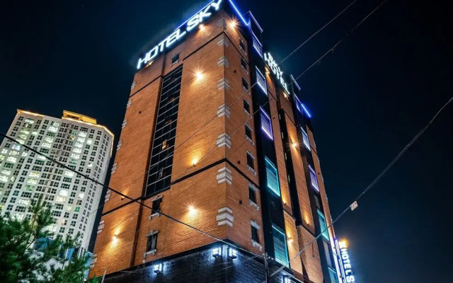 Sky Hotel