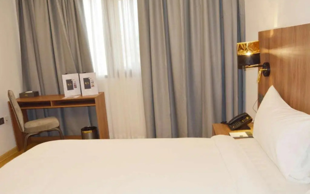 Axil Hotel