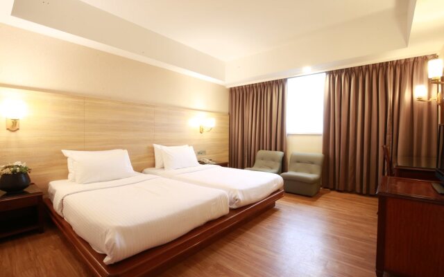 Highness Hotel