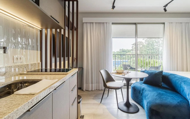 Iconyc Charlie Ibirapuera Hotel