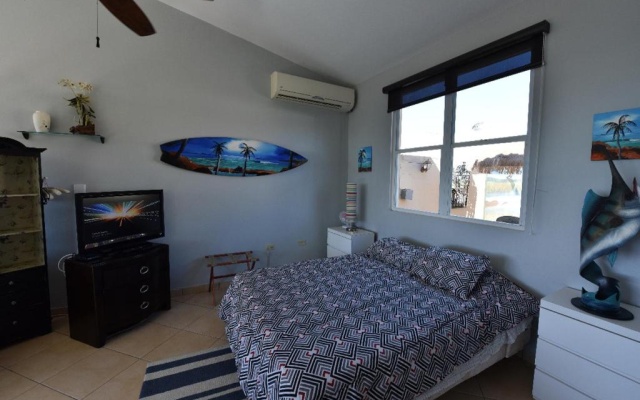 Coqui penthouse 2 across Rincon beach, pool, bbq, power and water bup — фото 4