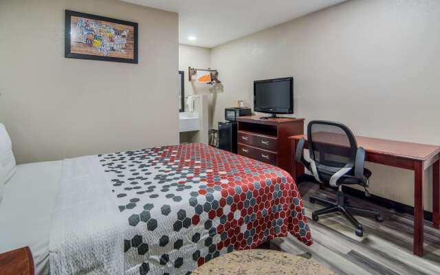 Econo Lodge Waco North I-35