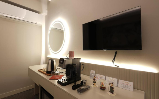Cartier Luxury Otel